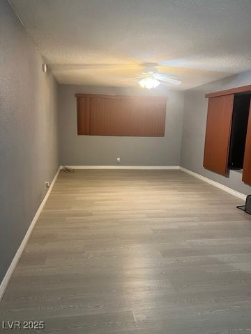 1643 E Street, Las Vegas, NV 89106