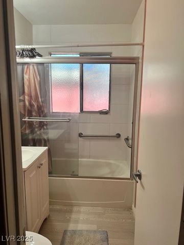 1643 E Street, Las Vegas, NV 89106