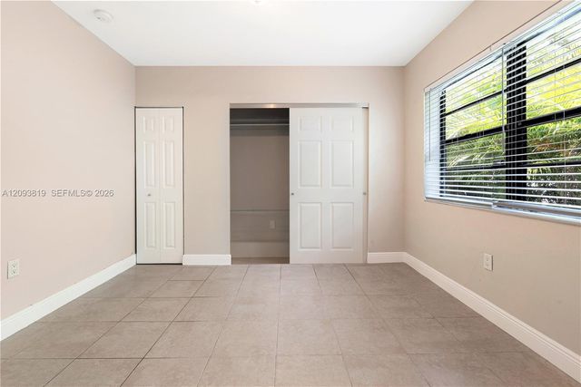 214 Salamanca Avenue 3, Coral Gables, FL 33134