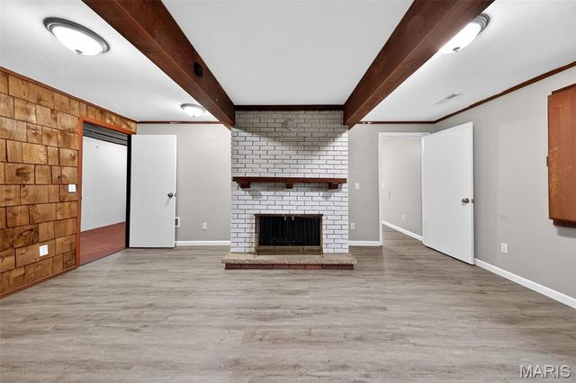 2903 Airport Road, Godfrey, IL 62035