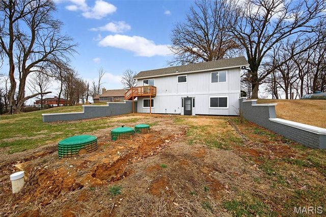 2903 Airport Road, Godfrey, IL 62035