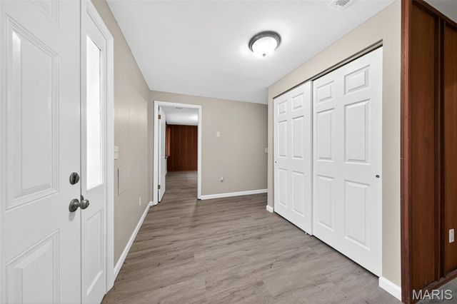 2903 Airport Road, Godfrey, IL 62035