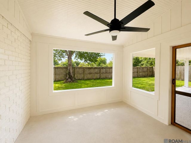 1555 Potwin Dr, Baton Rouge, LA 70810