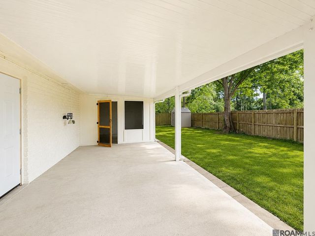 1555 Potwin Dr, Baton Rouge, LA 70810