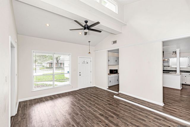 1555 Potwin Dr, Baton Rouge, LA 70810