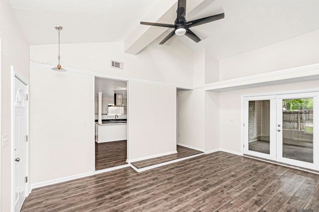 1555 Potwin Dr, Baton Rouge, LA 70810
