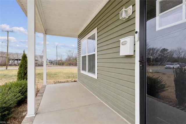 429 Spruce ST, Suffolk, VA 23434