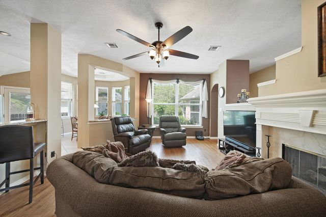 4203 Magnolia Lane, Sugar Land, TX 77478