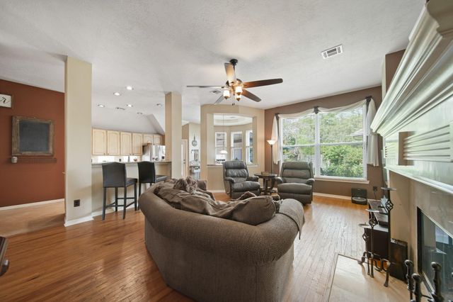 4203 Magnolia Lane, Sugar Land, TX 77478