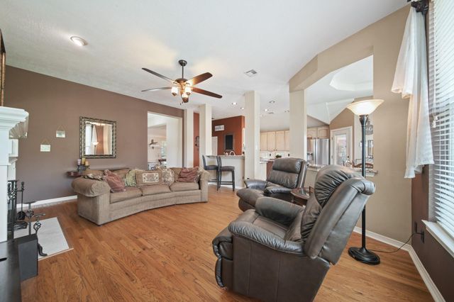 4203 Magnolia Lane, Sugar Land, TX 77478