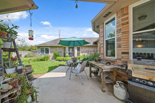 4203 Magnolia Lane, Sugar Land, TX 77478