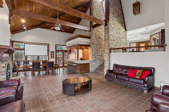 4236 Cuesta Drive, Irving, TX 75038