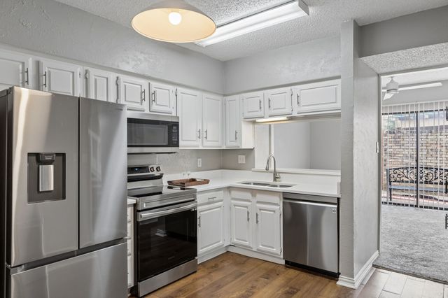 4236 Cuesta Drive, Irving, TX 75038