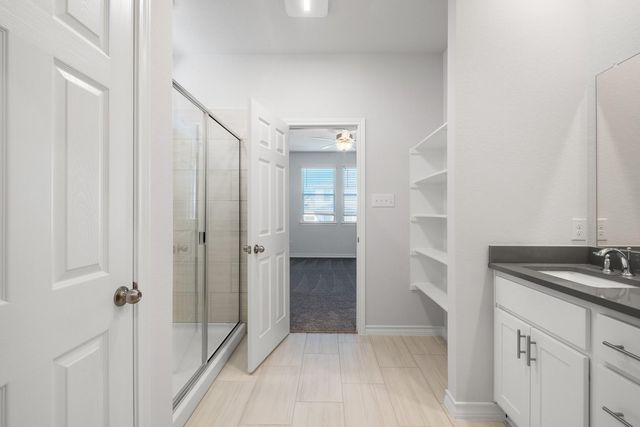 108 Leatherleaf DR, Buda, TX 78610