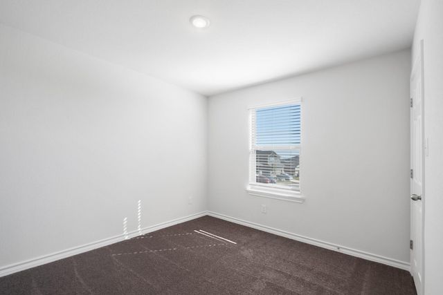 108 Leatherleaf DR, Buda, TX 78610