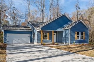 802 Little Cardinal Court, Jacksonville, NC 28540