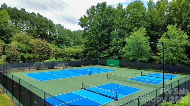221 Whiterock Drive, Mount Holly, NC 28120