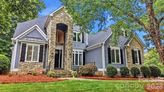 221 Whiterock Drive, Mount Holly, NC 28120