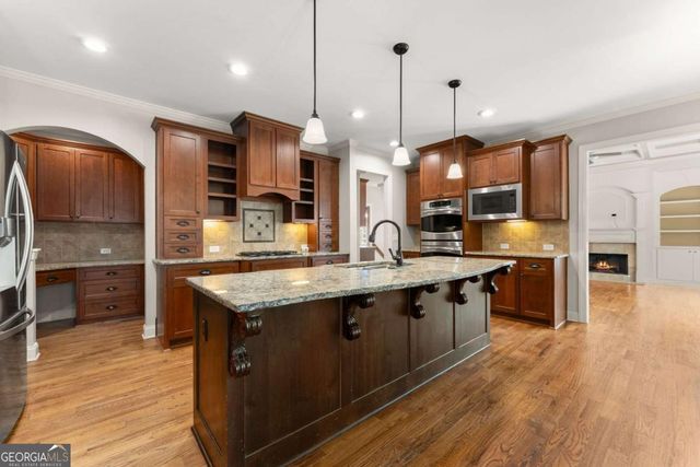 7405 Lazy Hammock Way, Flowery Branch, GA 30542