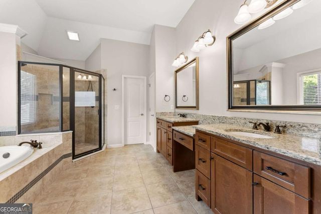 7405 Lazy Hammock Way, Flowery Branch, GA 30542