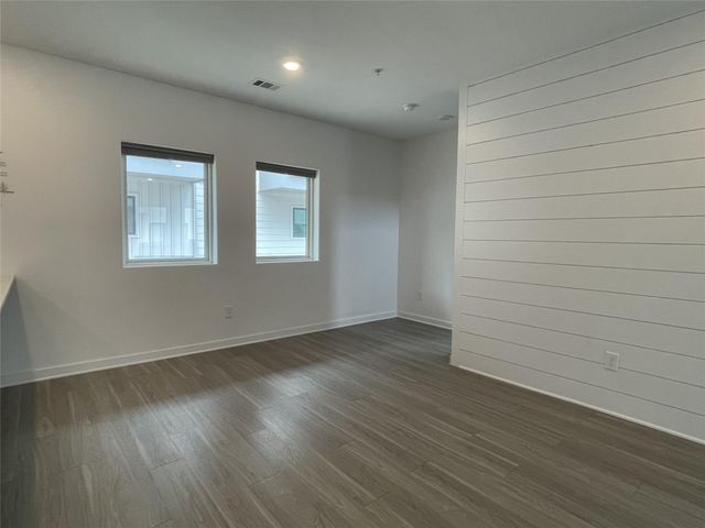 5924 S Congress Ave 152S, Austin, TX 78745