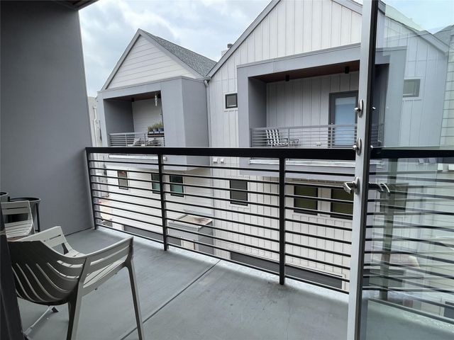 5924 S Congress Ave 152S, Austin, TX 78745
