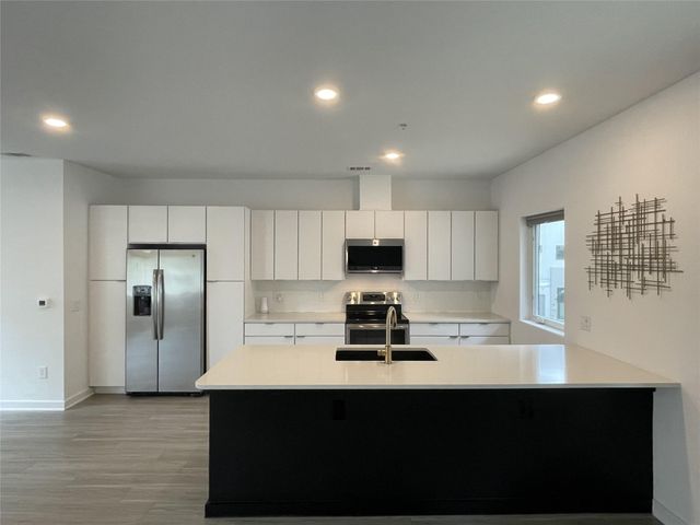 5924 S Congress Ave 152S, Austin, TX 78745