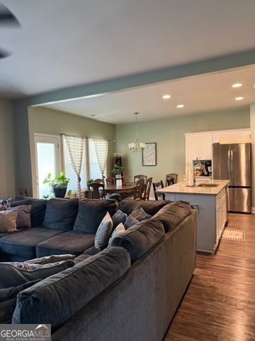 67 Strickland Loop, Forsyth, GA 31029