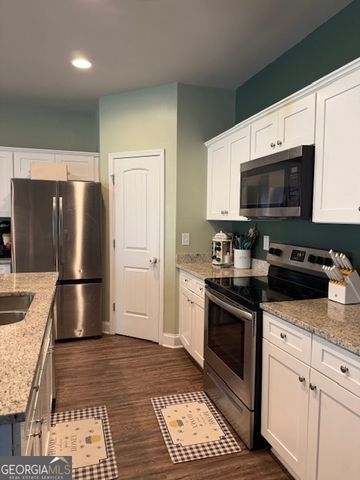 67 Strickland Loop, Forsyth, GA 31029