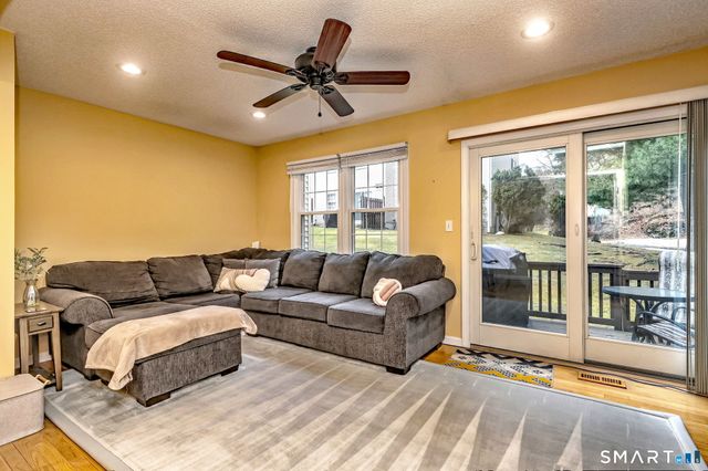 34 Cornerstone Drive AKA 11 Summit Commons, Derby, CT 06418