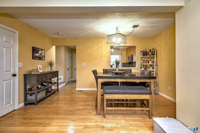 34 Cornerstone Drive AKA 11 Summit Commons, Derby, CT 06418