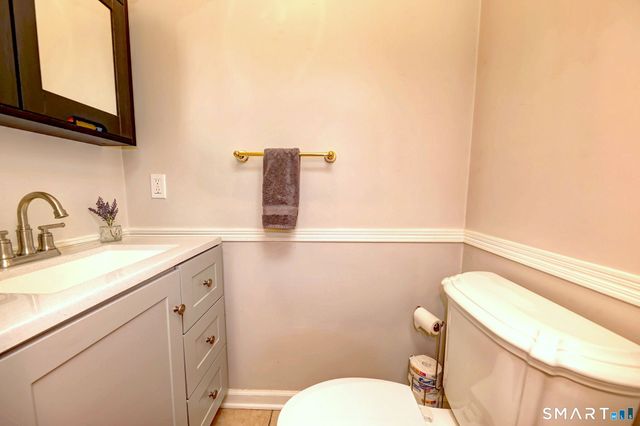 34 Cornerstone Drive AKA 11 Summit Commons, Derby, CT 06418