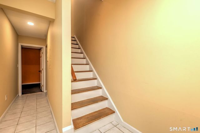 34 Cornerstone Drive AKA 11 Summit Commons, Derby, CT 06418