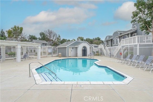 305 Huntington, Irvine, CA 92620