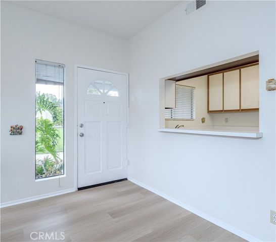 305 Huntington, Irvine, CA 92620