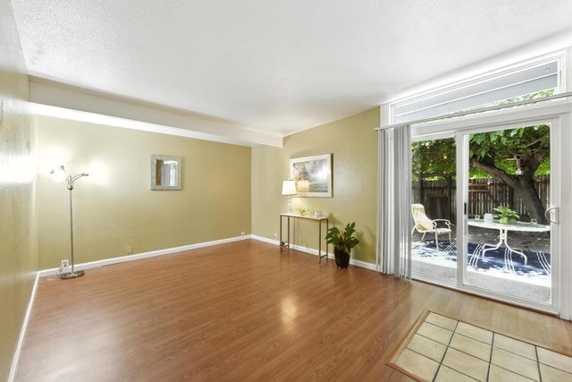 4601 Foster Way, Carmichael, CA 95608