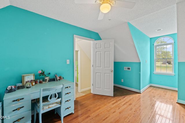 724 Iris Bryant Road, Dunn, NC 28334