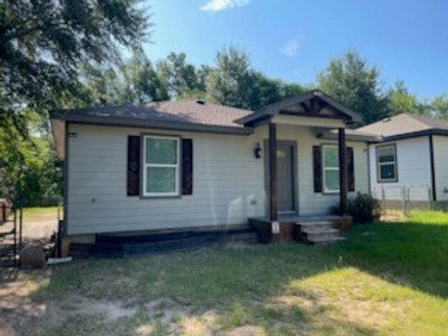 138 Erie Street, Mabank, TX 75156