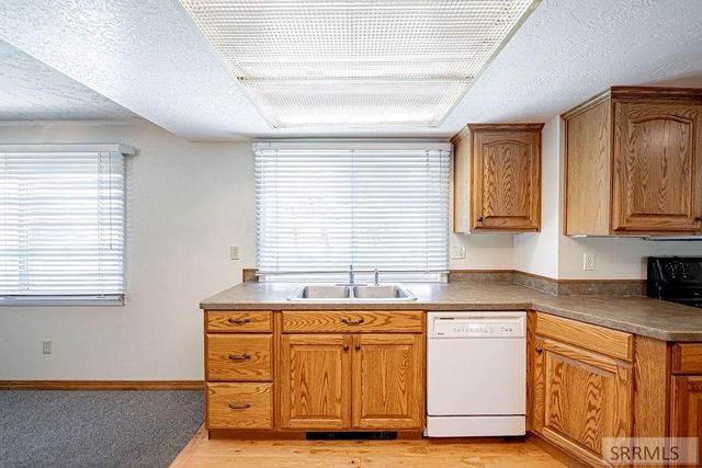 1116 E 1200 N, Shelley, ID 83274
