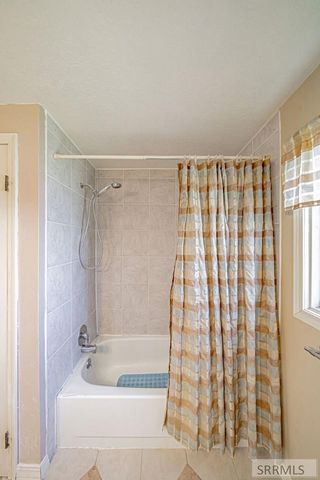 1116 E 1200 N, Shelley, ID 83274