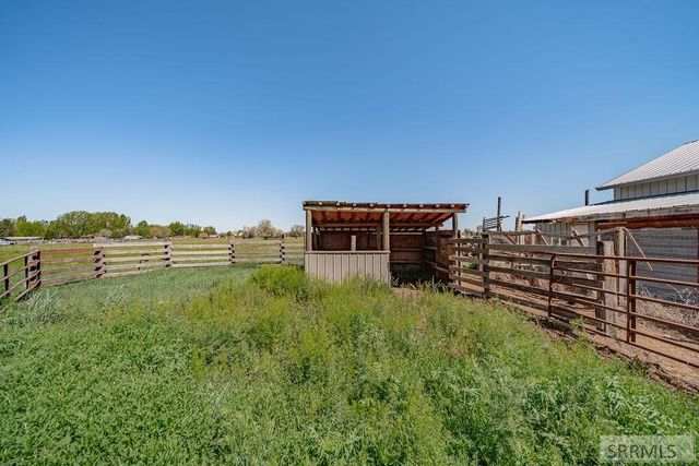 1116 E 1200 N, Shelley, ID 83274