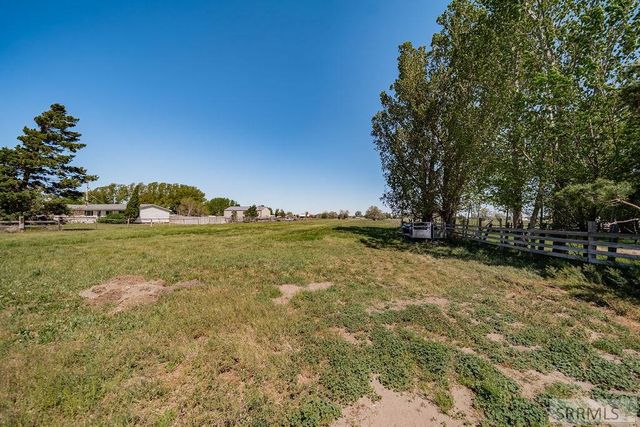 1116 E 1200 N, Shelley, ID 83274