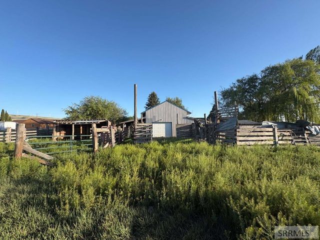 1116 E 1200 N, Shelley, ID 83274