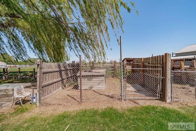 1116 E 1200 N, Shelley, ID 83274
