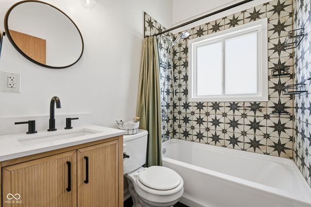 330 N 19th Avenue, Beech Grove, IN 46107