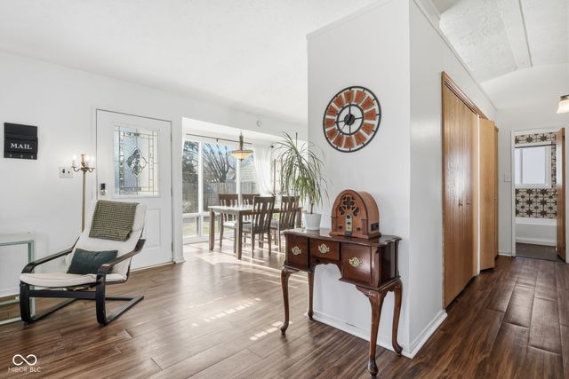 330 N 19th Avenue, Beech Grove, IN 46107