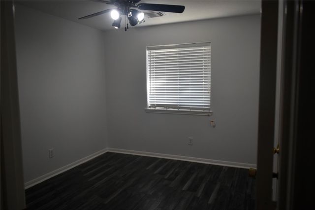 507 Springhope Court, Houston, TX 77049