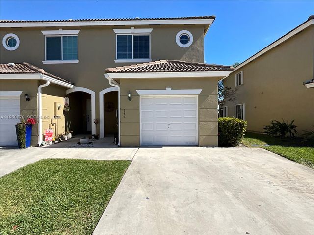231 SW 120th Ave, Pembroke Pines, FL 33025