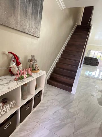 231 SW 120th Ave, Pembroke Pines, FL 33025