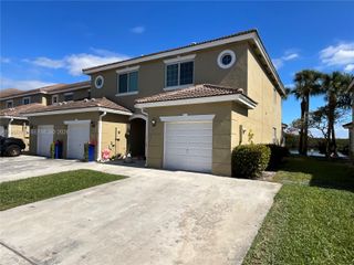 231 SW 120th Ave, Pembroke Pines, FL 33025
